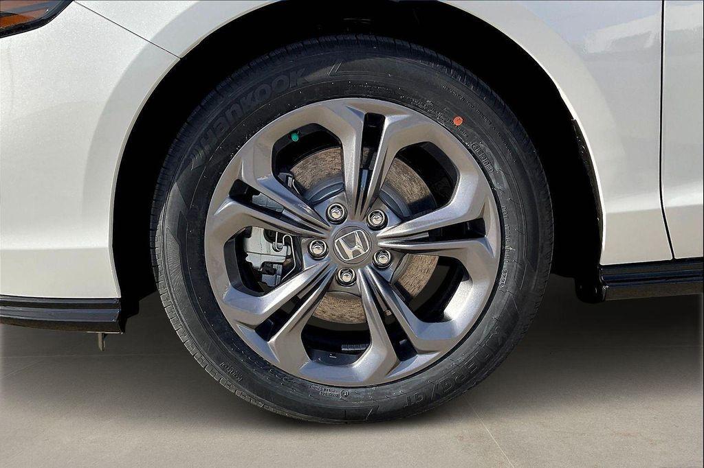 new 2025 Honda Accord Hybrid car, priced at $35,001