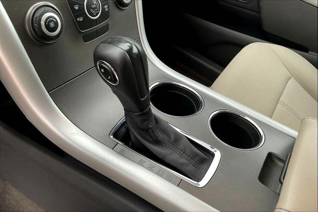 used 2013 Ford Edge car, priced at $9,500