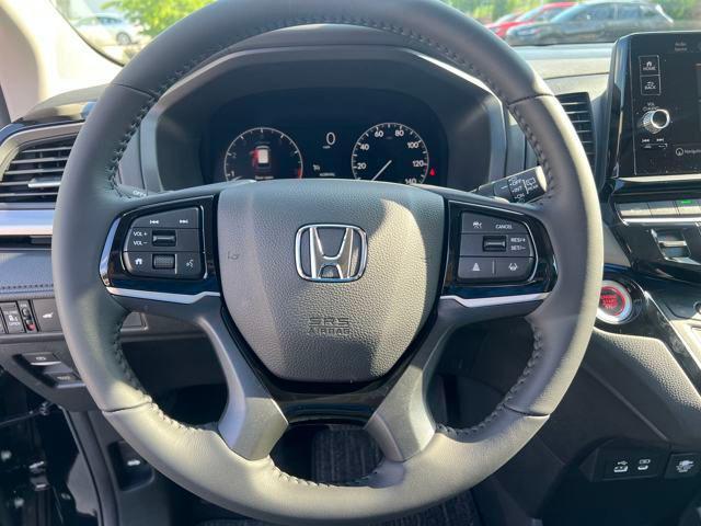 new 2025 Honda Odyssey car, priced at $45,950