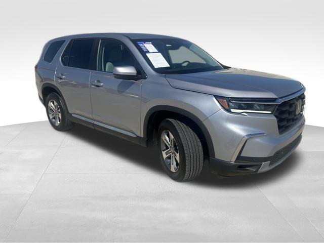 used 2023 Honda Pilot car, priced at $40,000