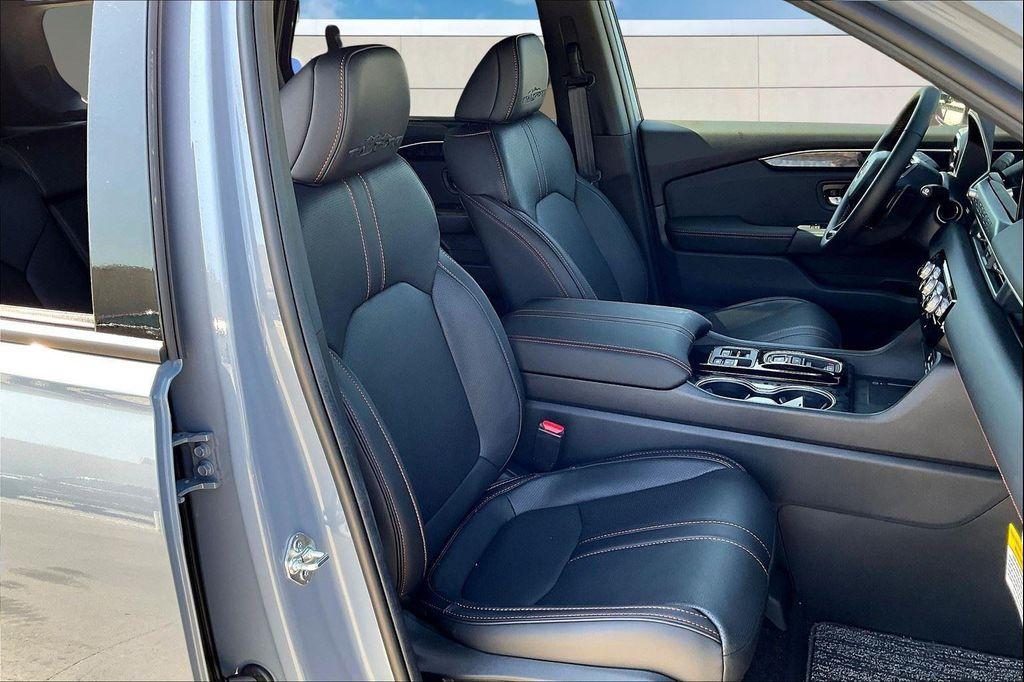 new 2026 Honda Passport car, priced at $54,355