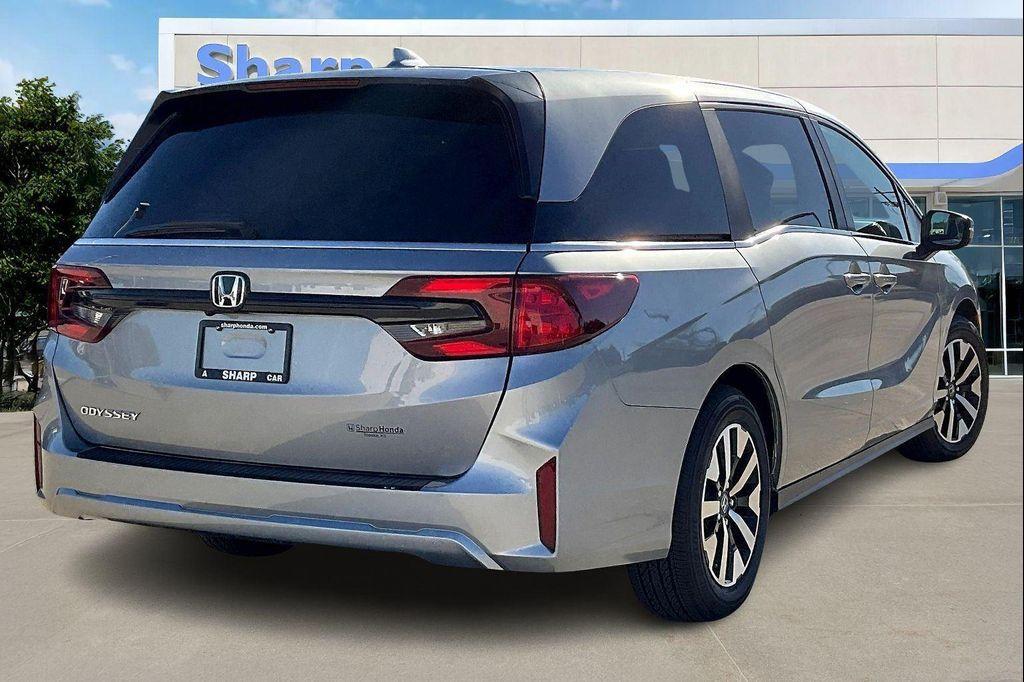 new 2026 Honda Odyssey car, priced at $42,048