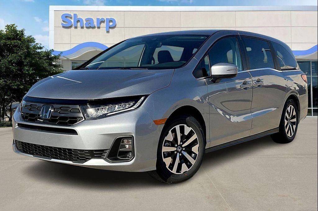 new 2026 Honda Odyssey car, priced at $42,048