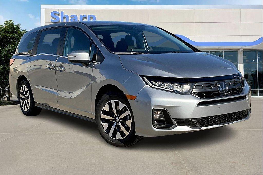 new 2026 Honda Odyssey car, priced at $42,048