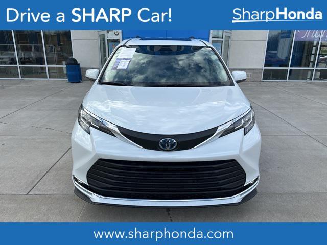 used 2022 Toyota Sienna car