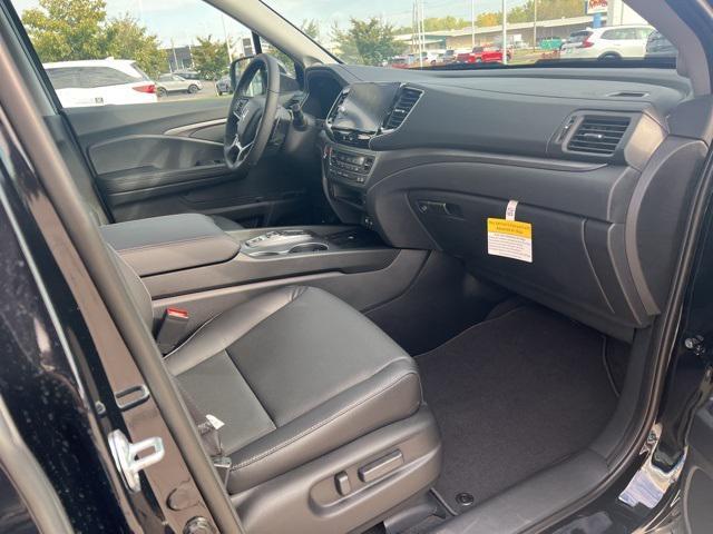 new 2025 Honda Ridgeline car, priced at $44,375