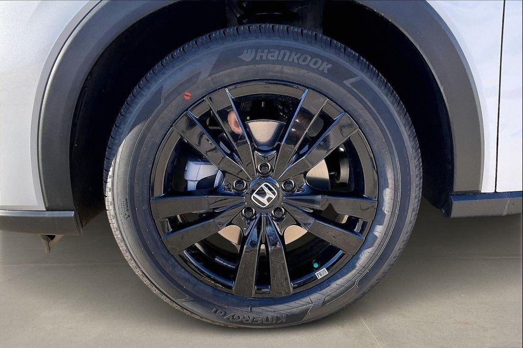 new 2026 Honda HR-V car, priced at $30,305