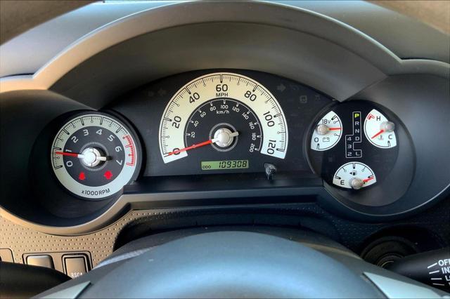 used 2013 Toyota FJ Cruiser car, priced at $27,500