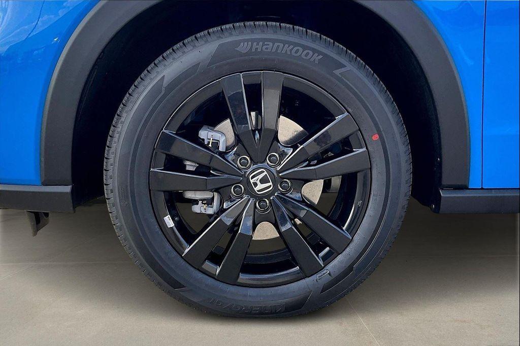 new 2026 Honda HR-V car, priced at $30,555