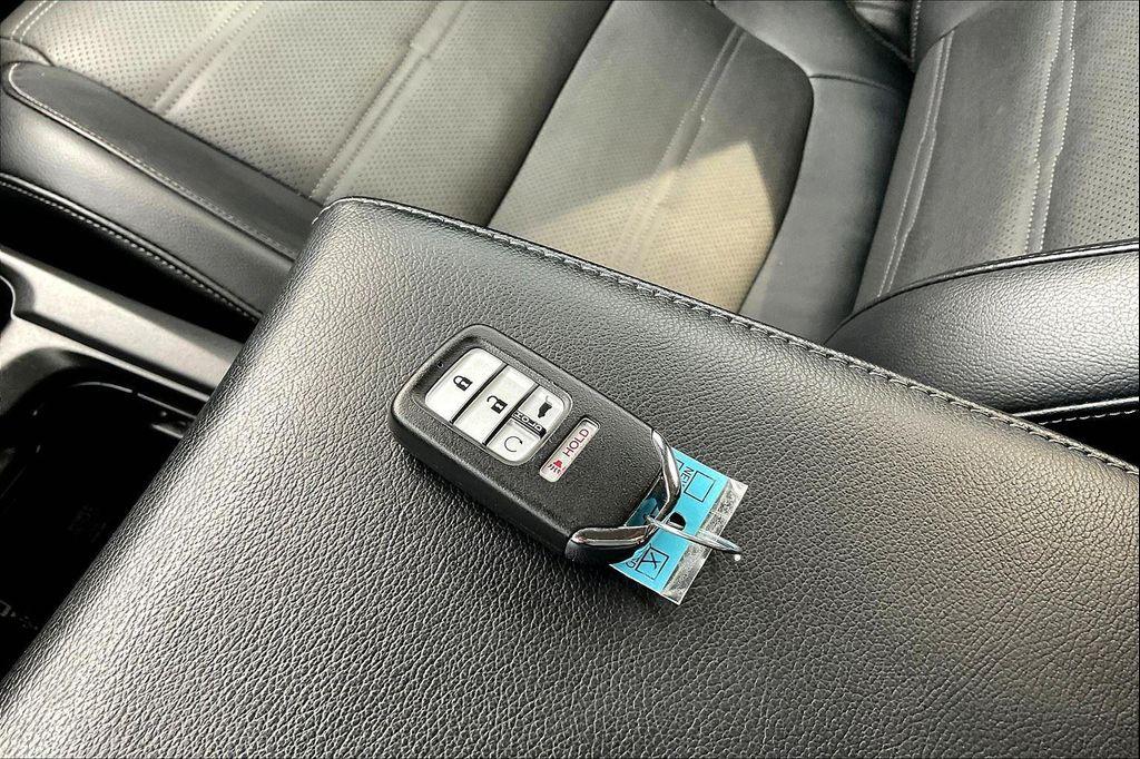 used 2019 Honda CR-V car, priced at $23,000