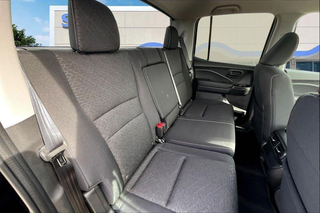 new 2025 Honda Ridgeline car, priced at $37,846