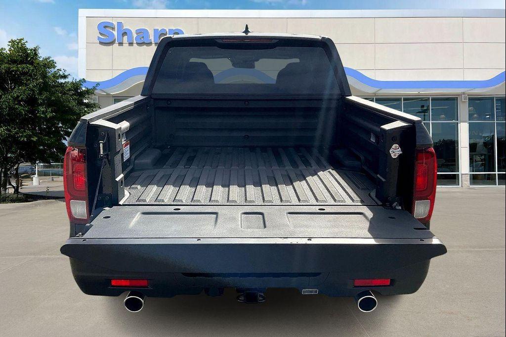 new 2025 Honda Ridgeline car, priced at $37,846