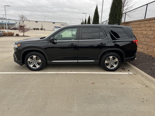 used 2024 Honda Pilot car, priced at $44,500