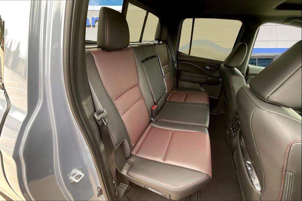 new 2025 Honda Ridgeline car, priced at $45,222