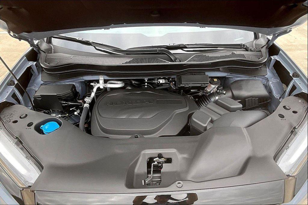 new 2025 Honda Ridgeline car, priced at $45,222