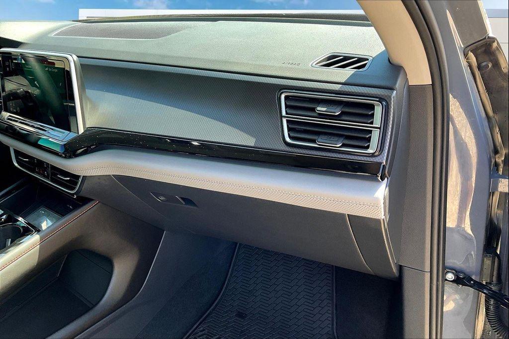used 2025 Volkswagen Atlas car, priced at $41,000