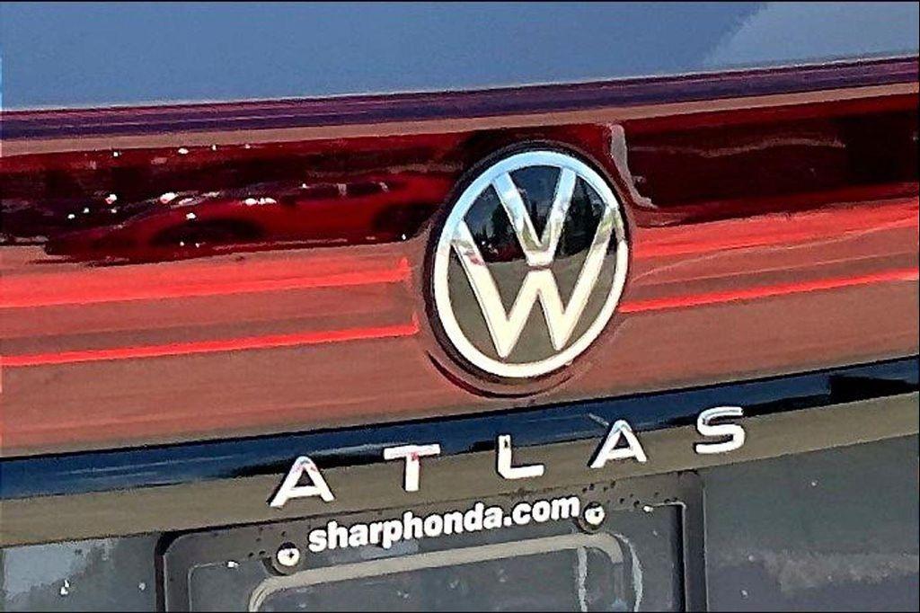 used 2025 Volkswagen Atlas car, priced at $41,000