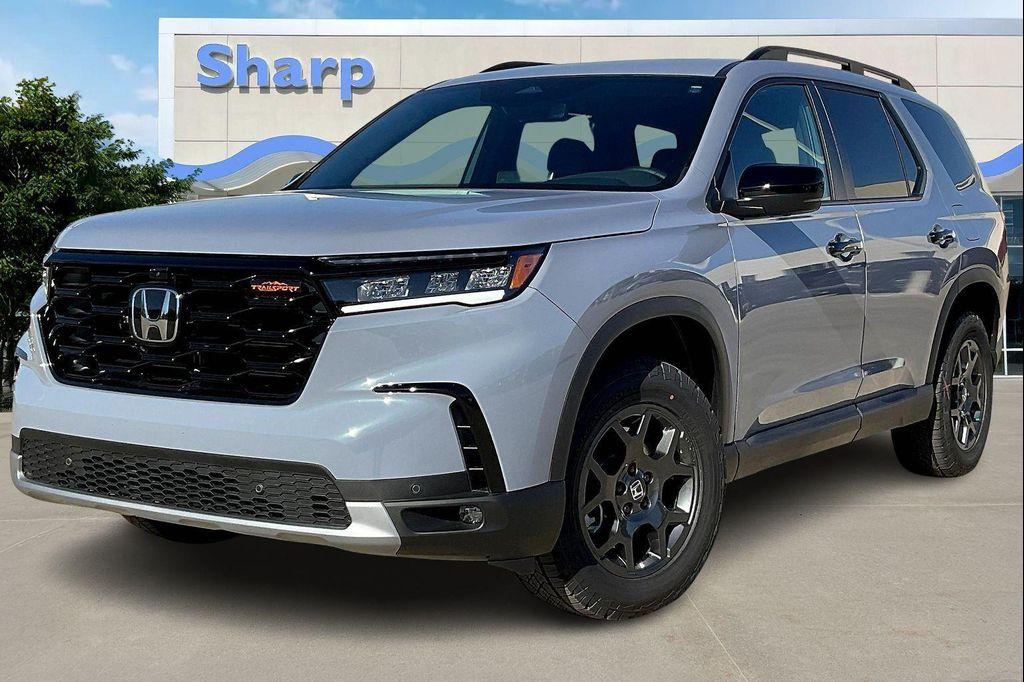 new 2025 Honda Pilot car, priced at $48,872