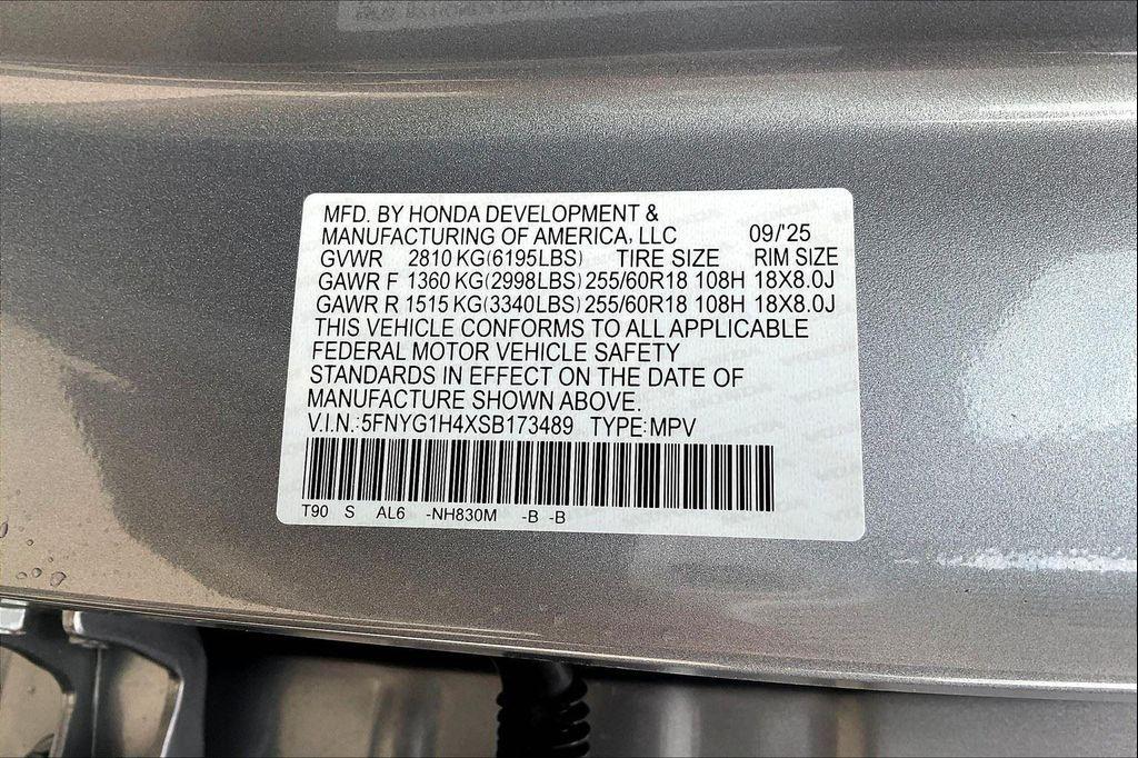 new 2025 Honda Pilot car, priced at $44,947