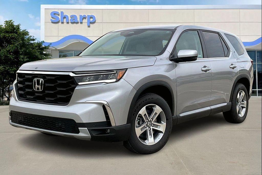 new 2025 Honda Pilot car, priced at $44,947