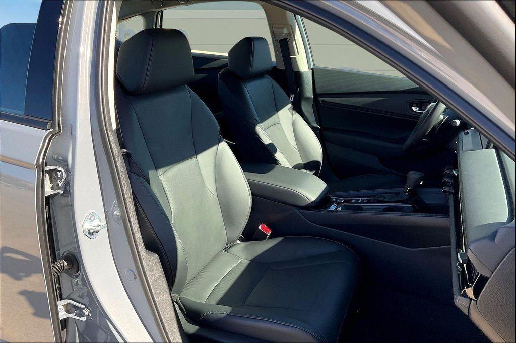 new 2025 Honda Accord Hybrid car, priced at $35,001