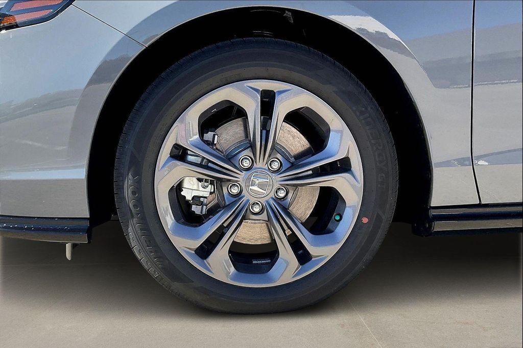 new 2025 Honda Accord Hybrid car, priced at $35,330