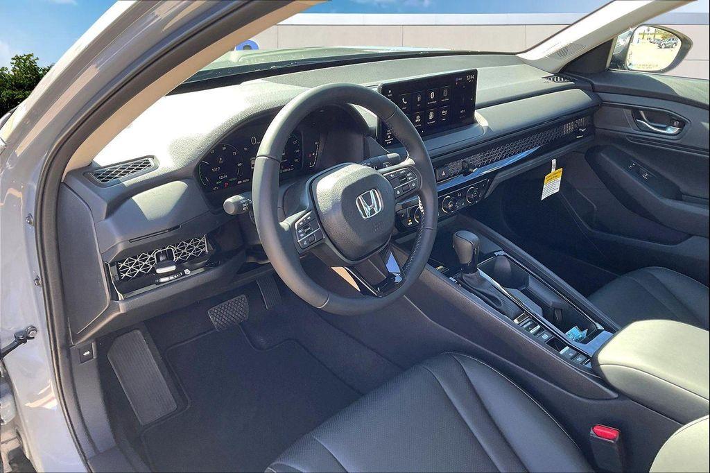 new 2025 Honda Accord Hybrid car, priced at $35,330