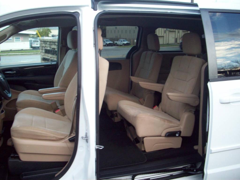 used 2014 Dodge Grand Caravan car, priced at $10,700
