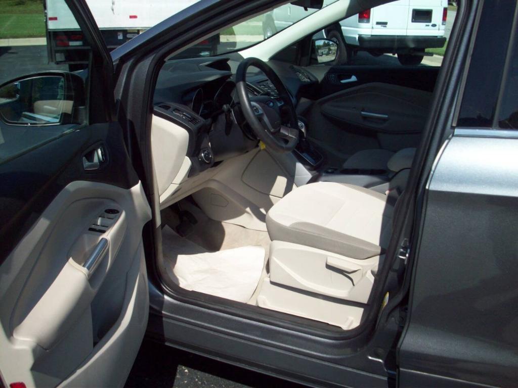 used 2013 Ford Escape car, priced at $13,800