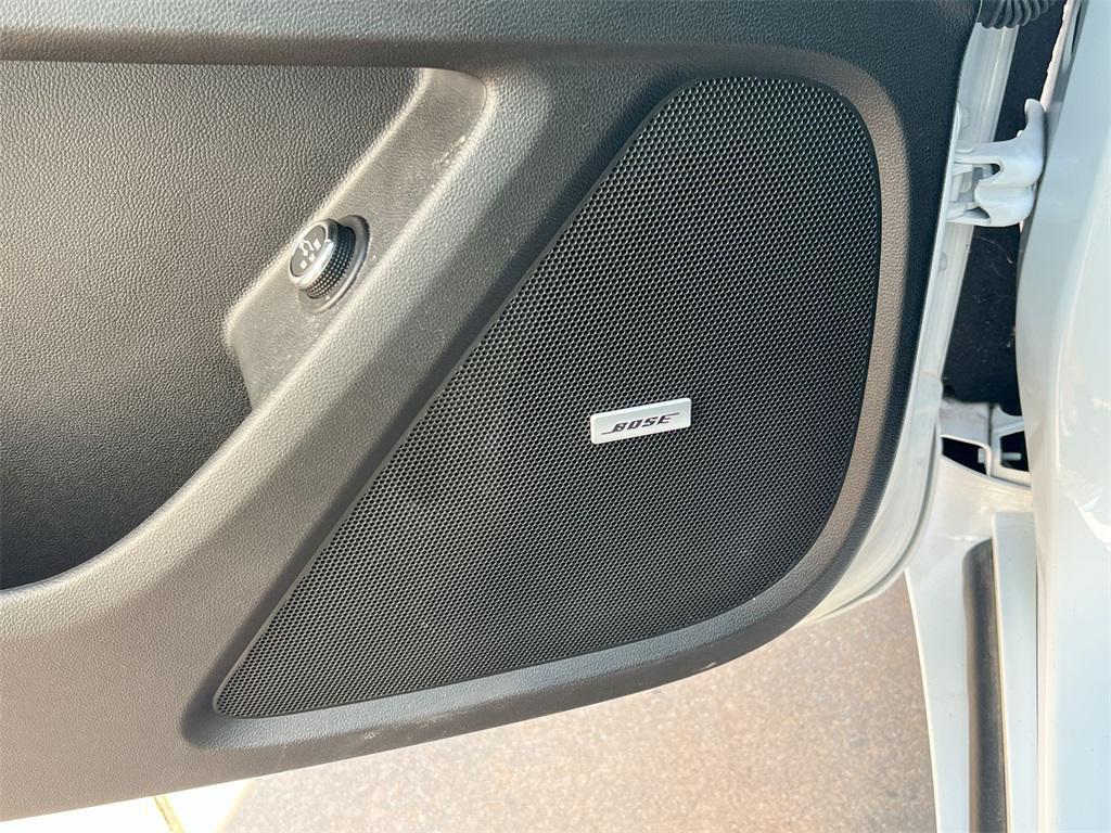 used 2020 Chevrolet Traverse car, priced at $30,000