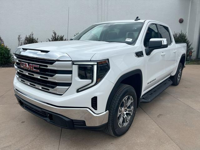 new 2025 GMC Sierra 1500 car, priced at $44,945