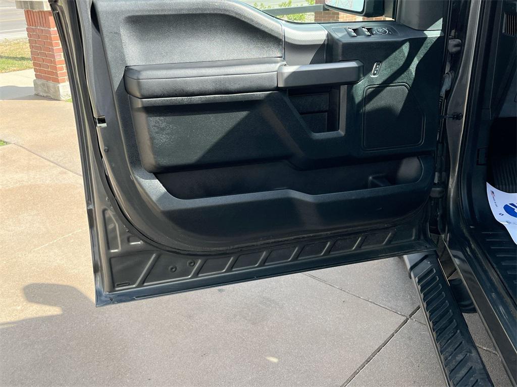used 2016 Ford F-150 car, priced at $20,000