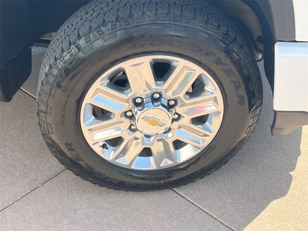 used 2025 Chevrolet Silverado 2500 car, priced at $77,000