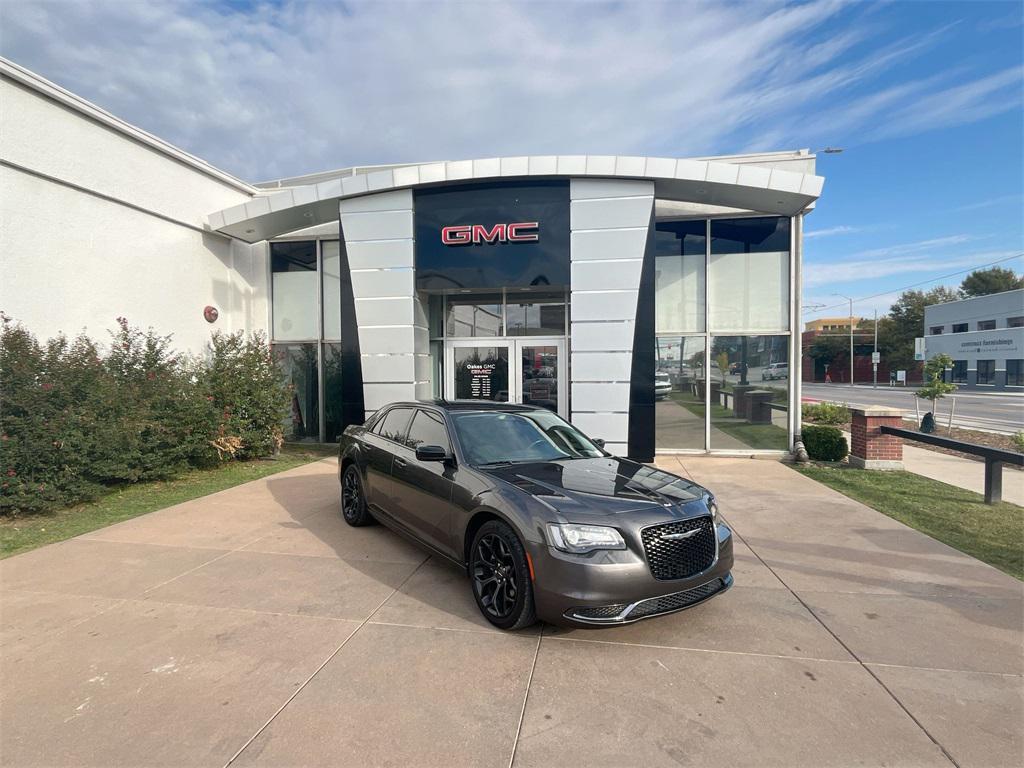 used 2019 Chrysler 300 car, priced at $17,500