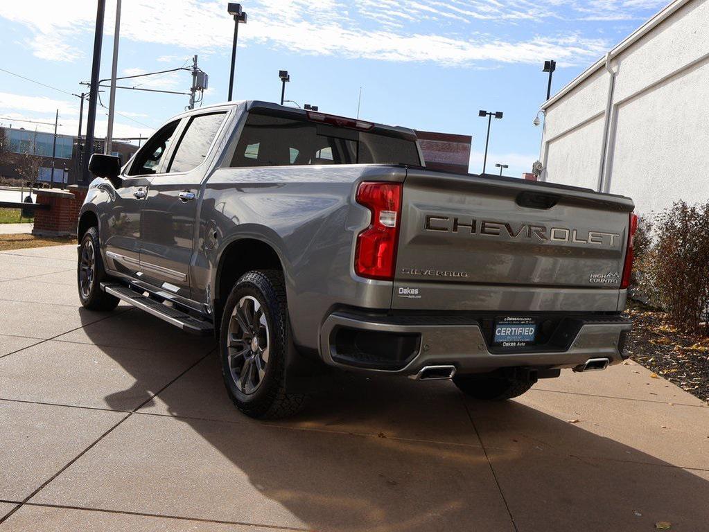 used 2025 Chevrolet Silverado 1500 car, priced at $60,000
