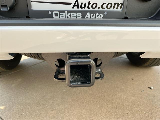 new 2025 GMC Sierra 1500 car, priced at $40,860