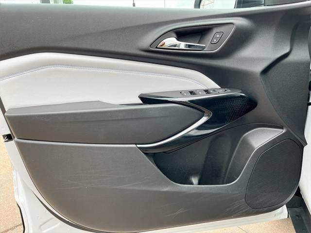 used 2025 Chevrolet Trax car, priced at $26,000