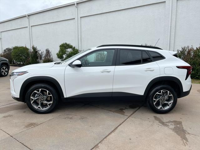 used 2025 Chevrolet Trax car, priced at $26,000
