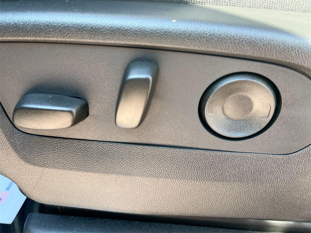 new 2025 GMC Sierra 2500 car, priced at $54,375