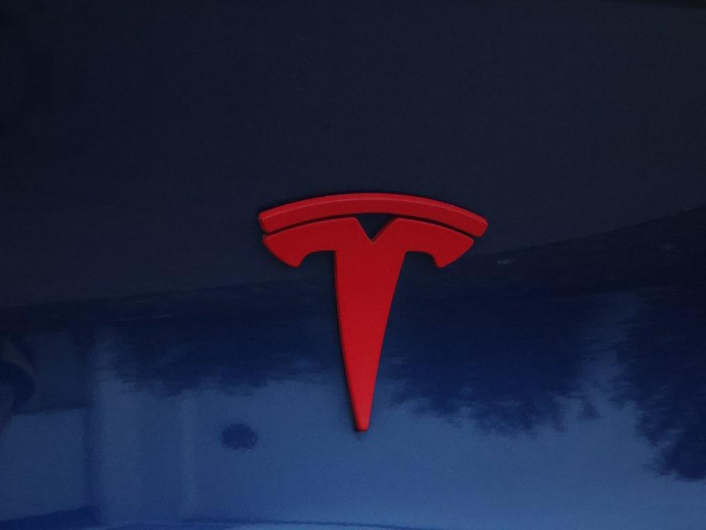 used 2021 Tesla Model Y car, priced at $27,000