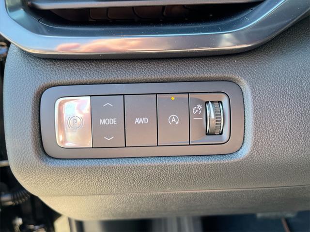 new 2025 GMC Acadia car, priced at $46,390