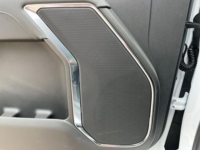 new 2025 GMC Sierra 1500 car, priced at $44,945