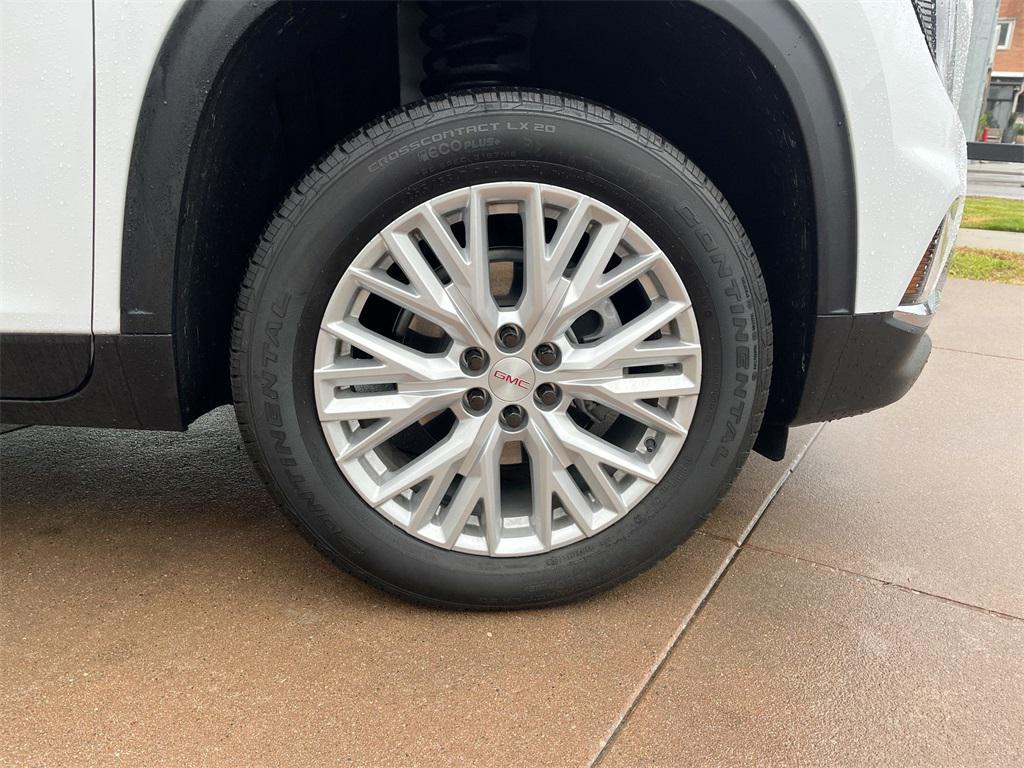 new 2025 GMC Acadia car, priced at $45,580