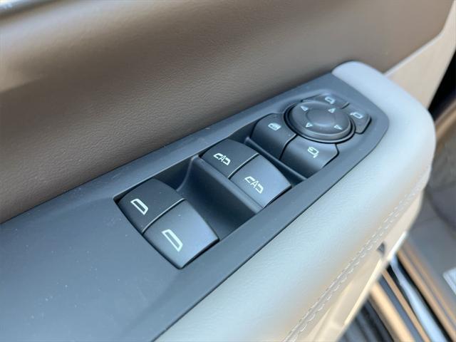 new 2025 GMC Yukon XL car, priced at $74,860
