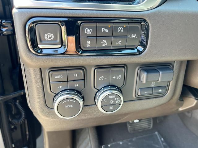 new 2025 GMC Yukon XL car, priced at $74,860