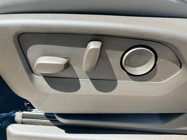 new 2025 GMC Yukon XL car, priced at $74,860