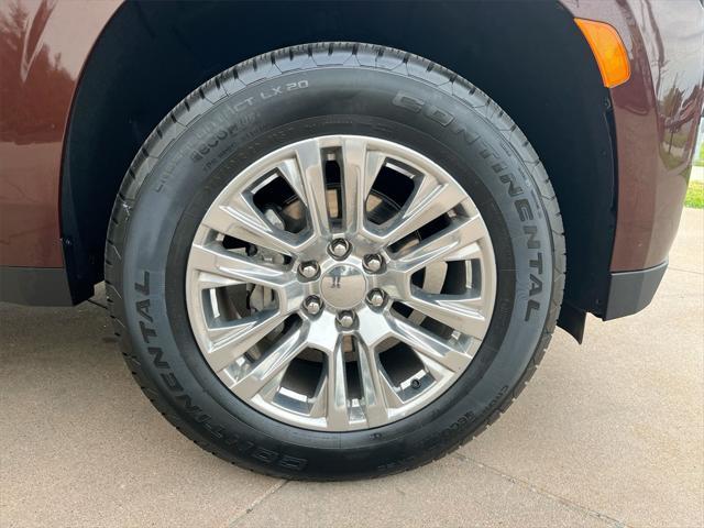 used 2023 GMC Yukon XL car, priced at $53,000