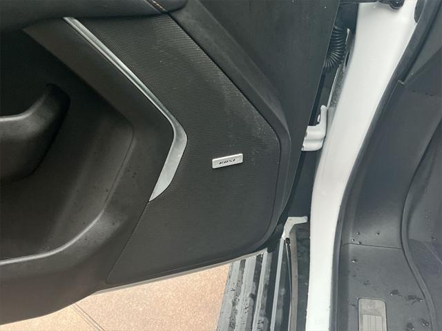 used 2022 GMC Yukon car, priced at $60,000