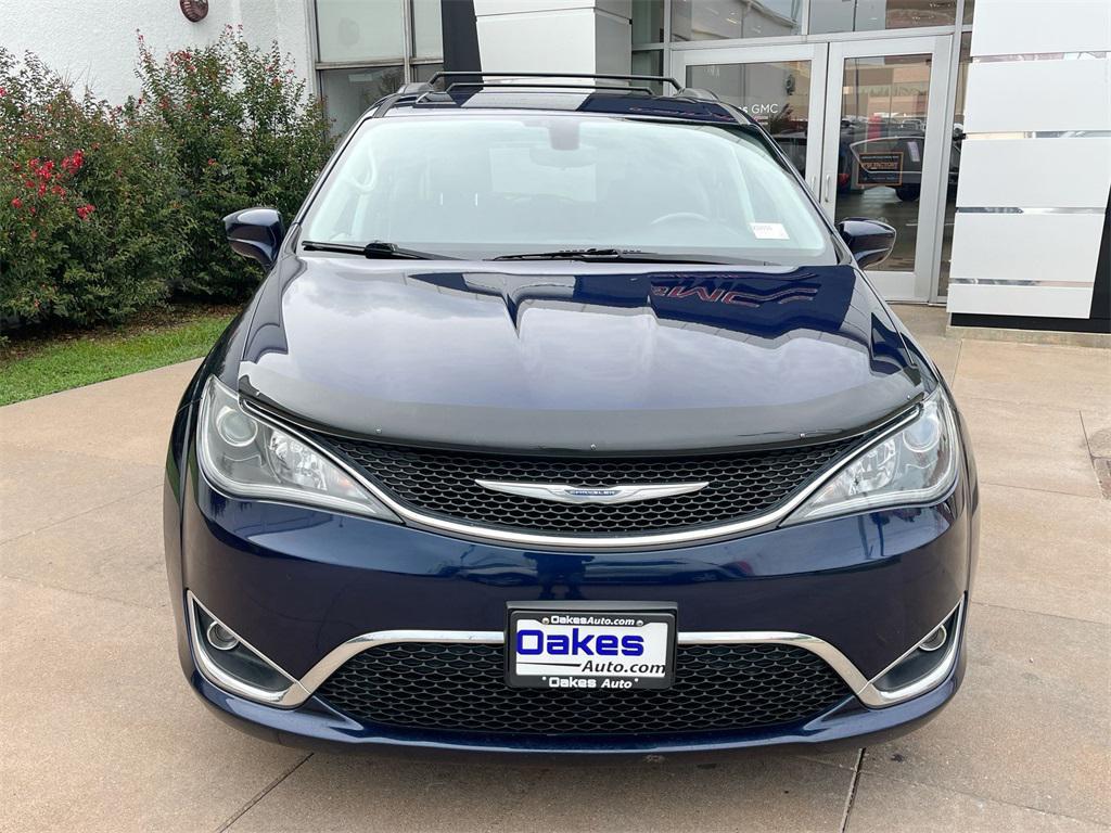 used 2017 Chrysler Pacifica car, priced at $11,000