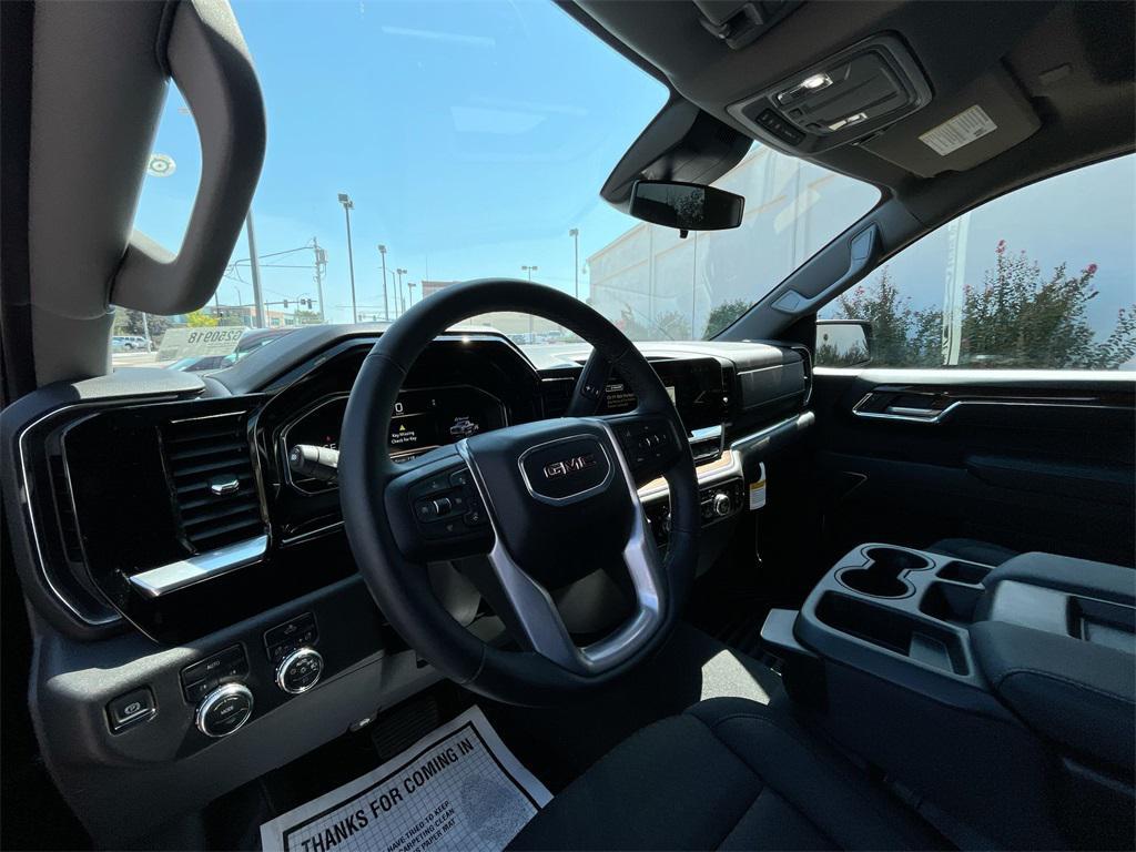new 2025 GMC Sierra 1500 car, priced at $40,090